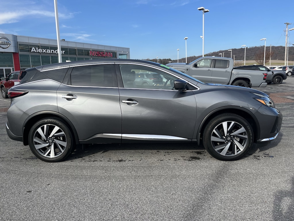 Used 2024 Nissan Murano SL SUV