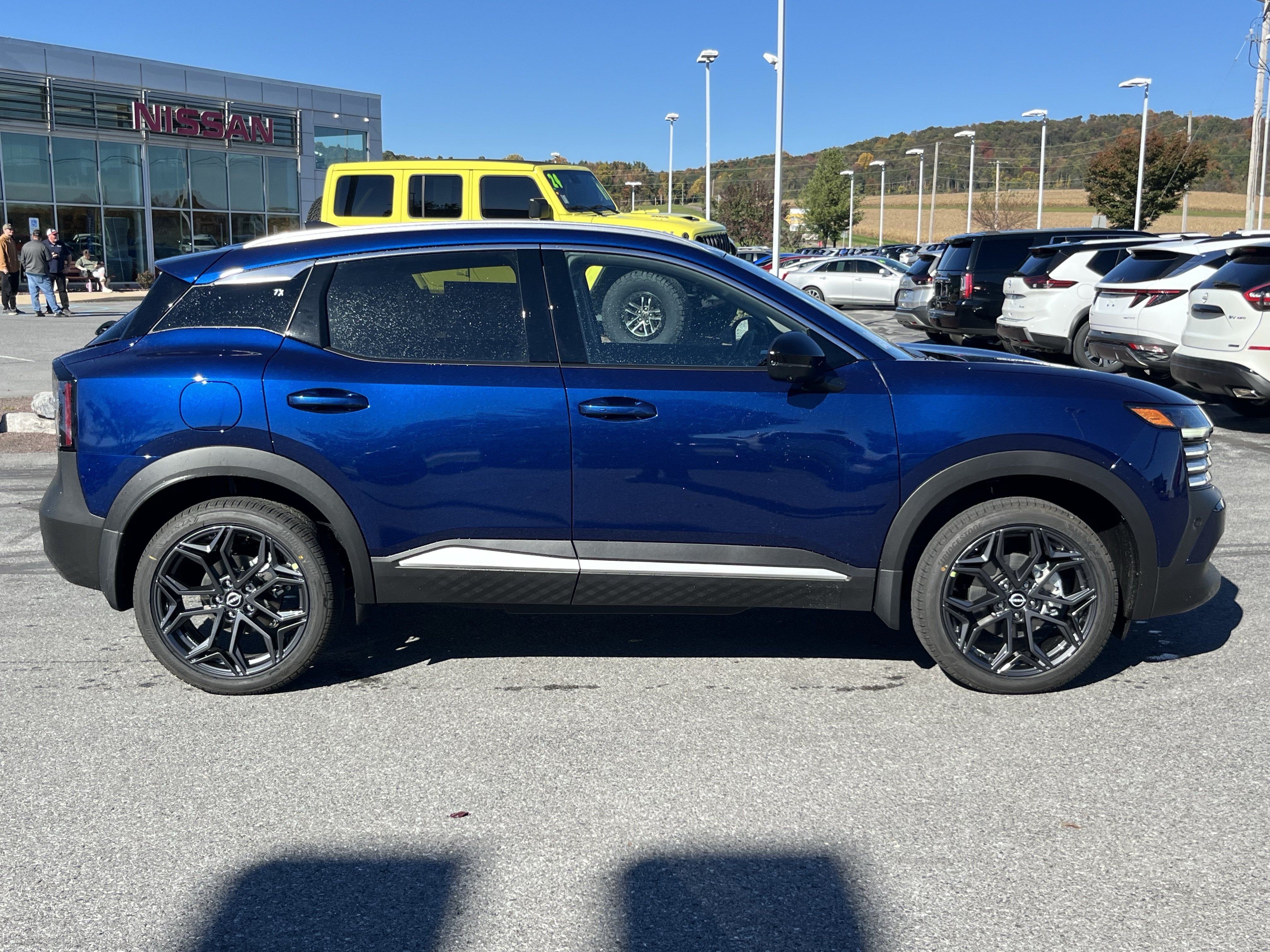 New 2027 Nissan Kicks SR SUV