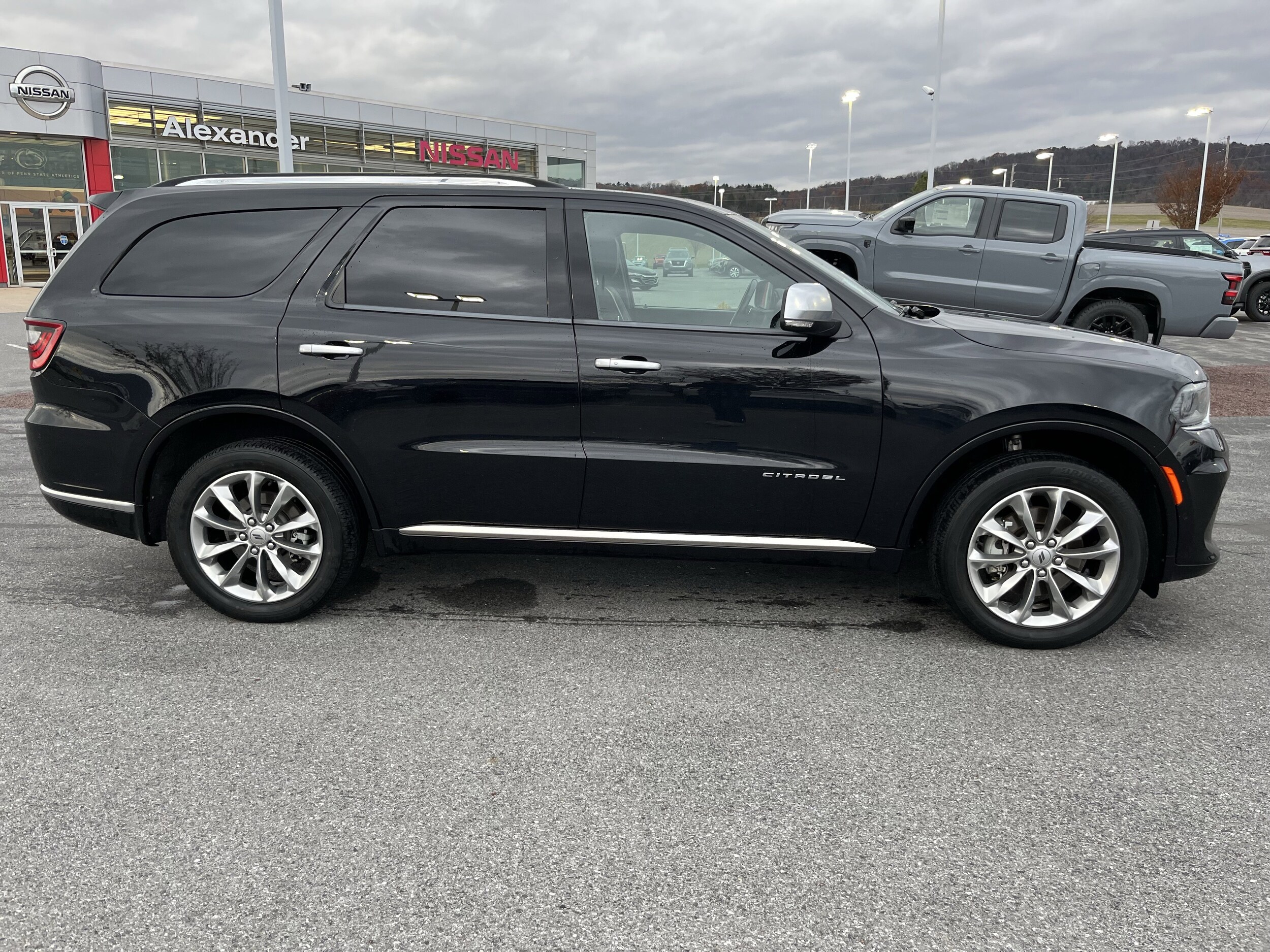 2023 Dodge Durango Citadel photo 2