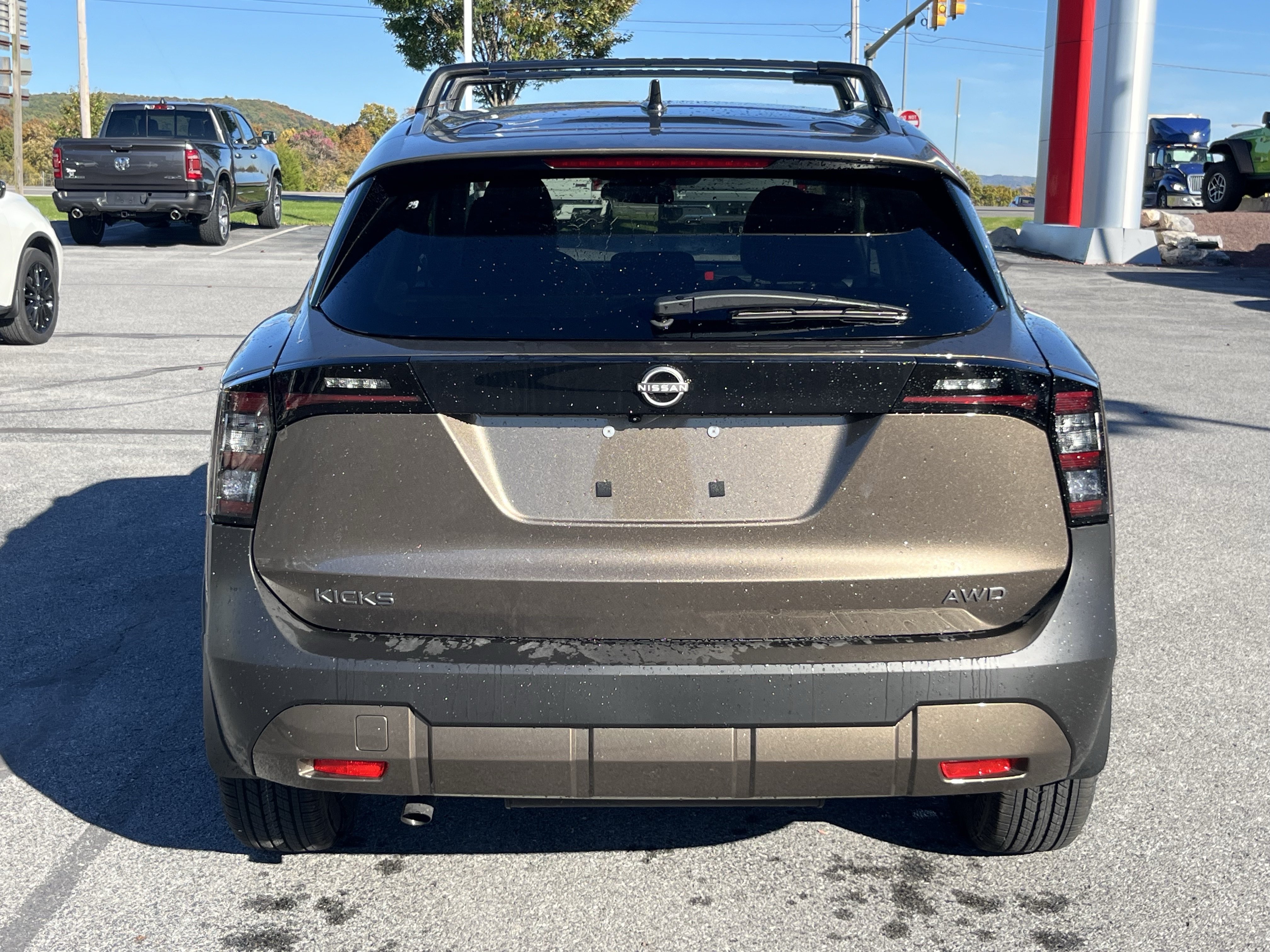New 2027 Nissan Kicks SV SUV