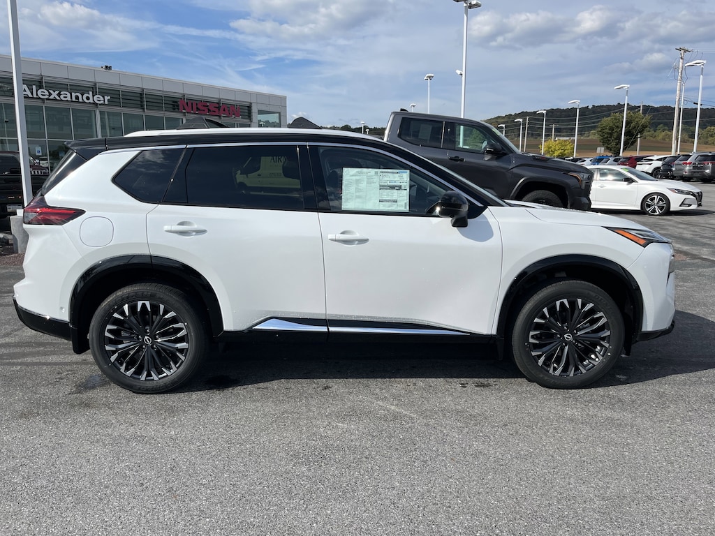 New 2026 Nissan Rogue Platinum SUV