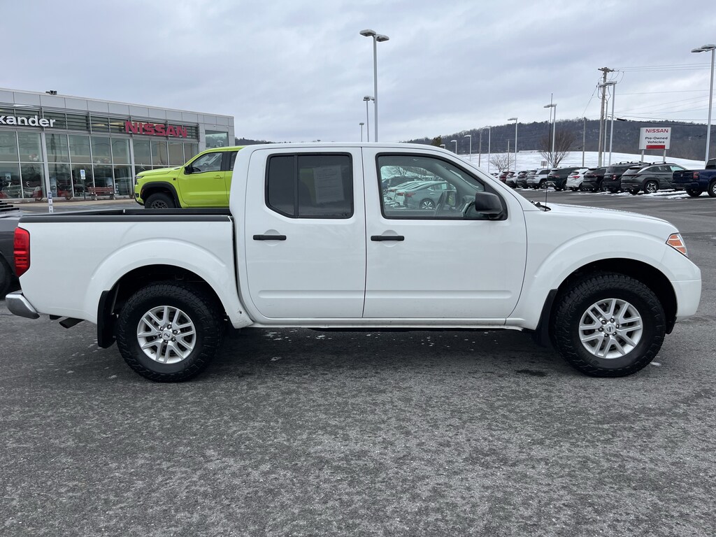 Used 2019 Nissan Frontier SV Truck Crew Cab