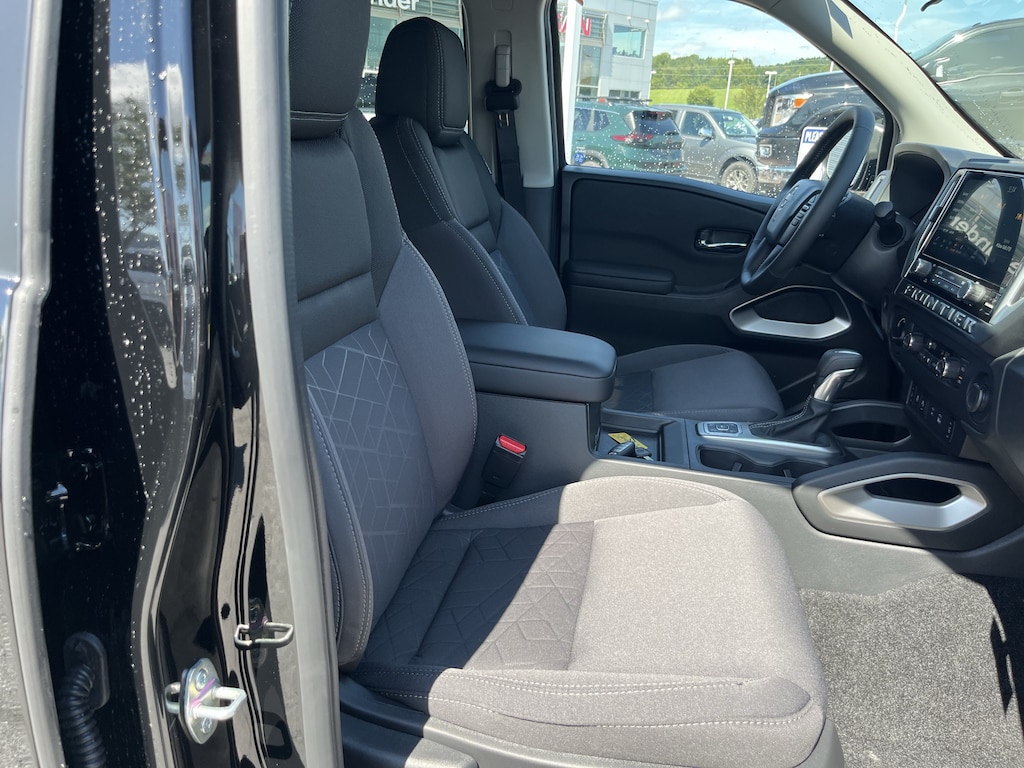 New 2026 Nissan Frontier SV Truck Crew Cab