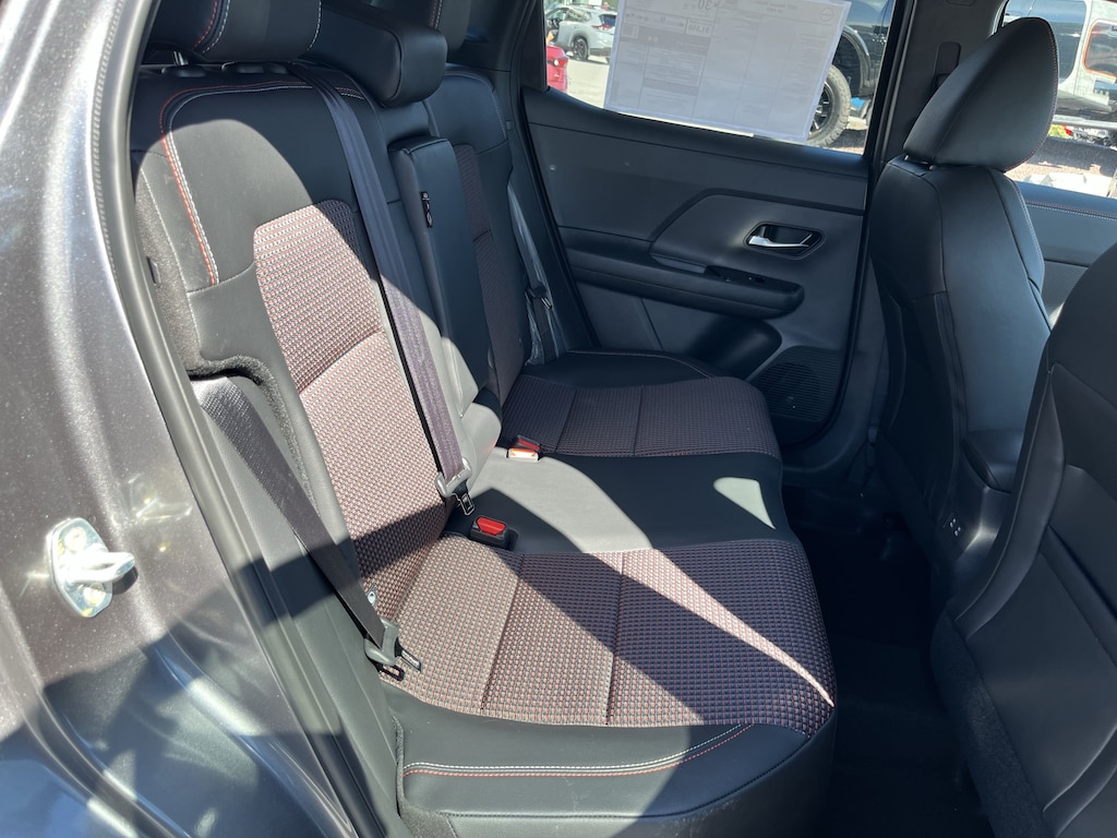 New 2027 Nissan Kicks SR SUV