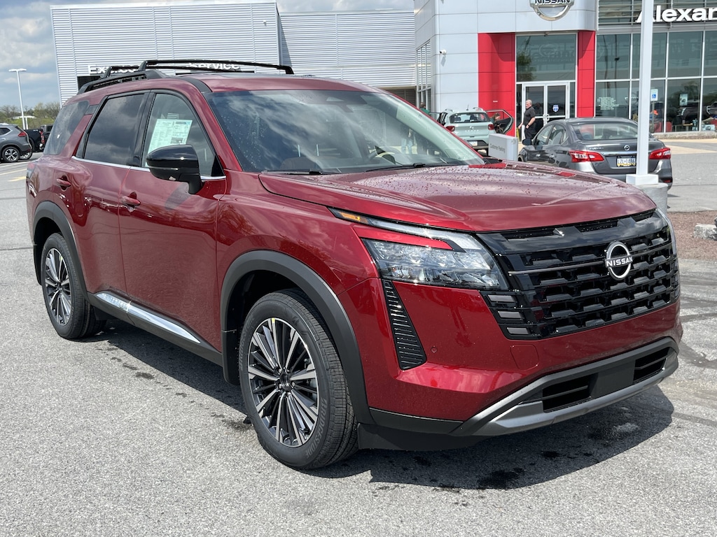 New 2026 Nissan Pathfinder Platinum SUV
