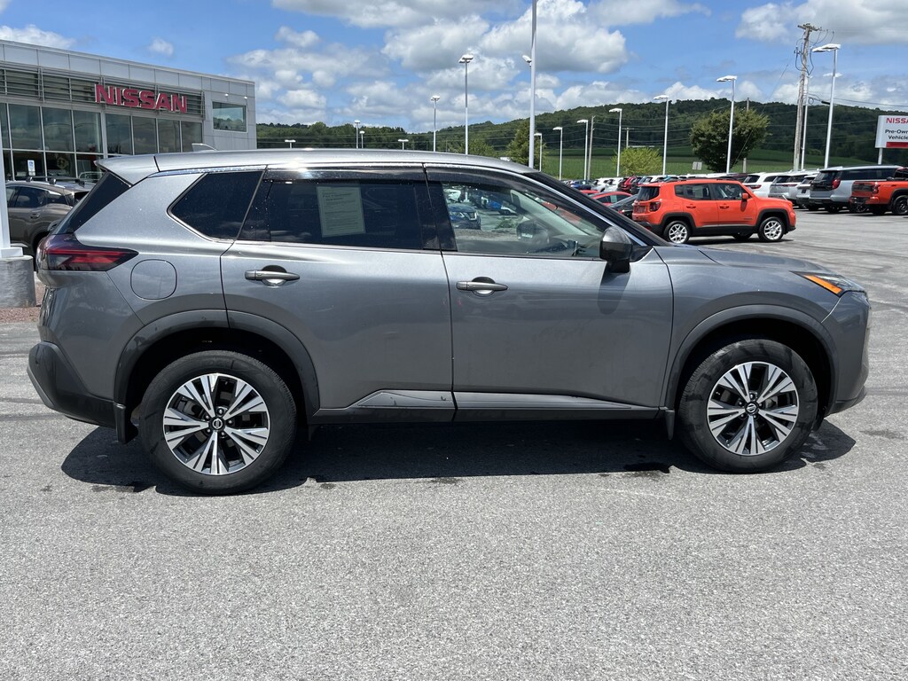 Used 2021 Nissan Rogue SV SUV