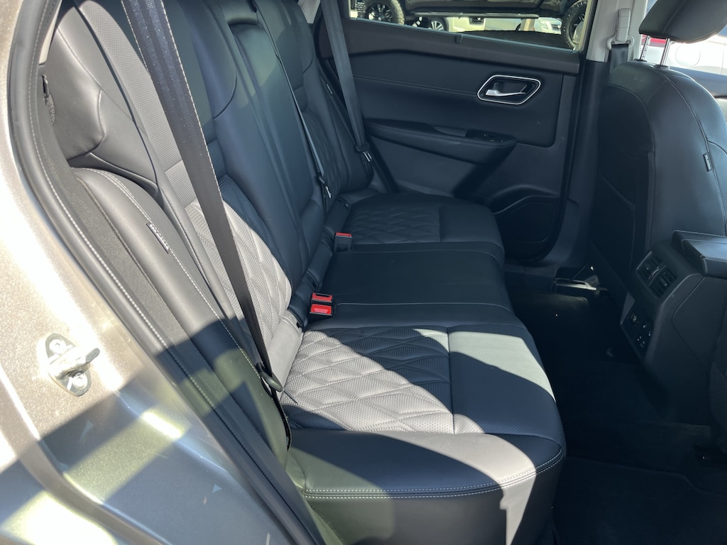 Used 2023 Nissan Rogue Platinum SUV