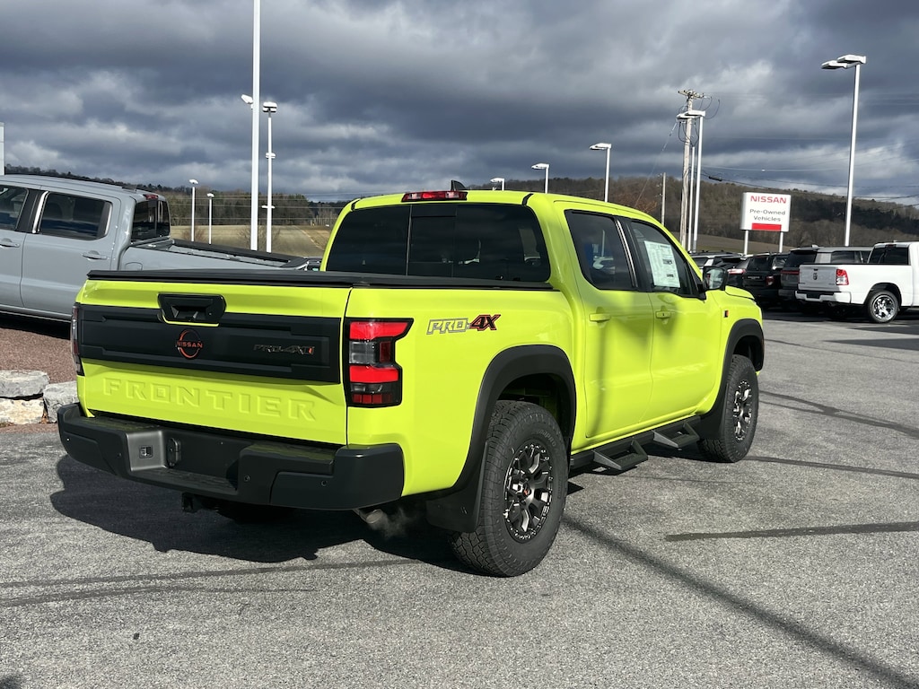 New 2026 Nissan Frontier PRO-4X w/R Package Truck Crew Cab