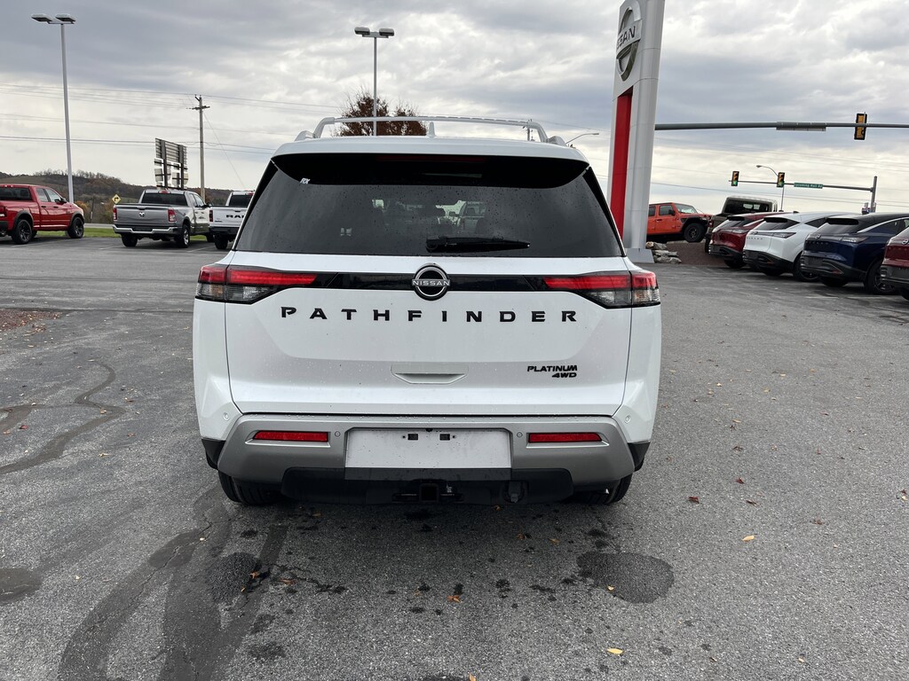 New 2025 Nissan Pathfinder Platinum SUV