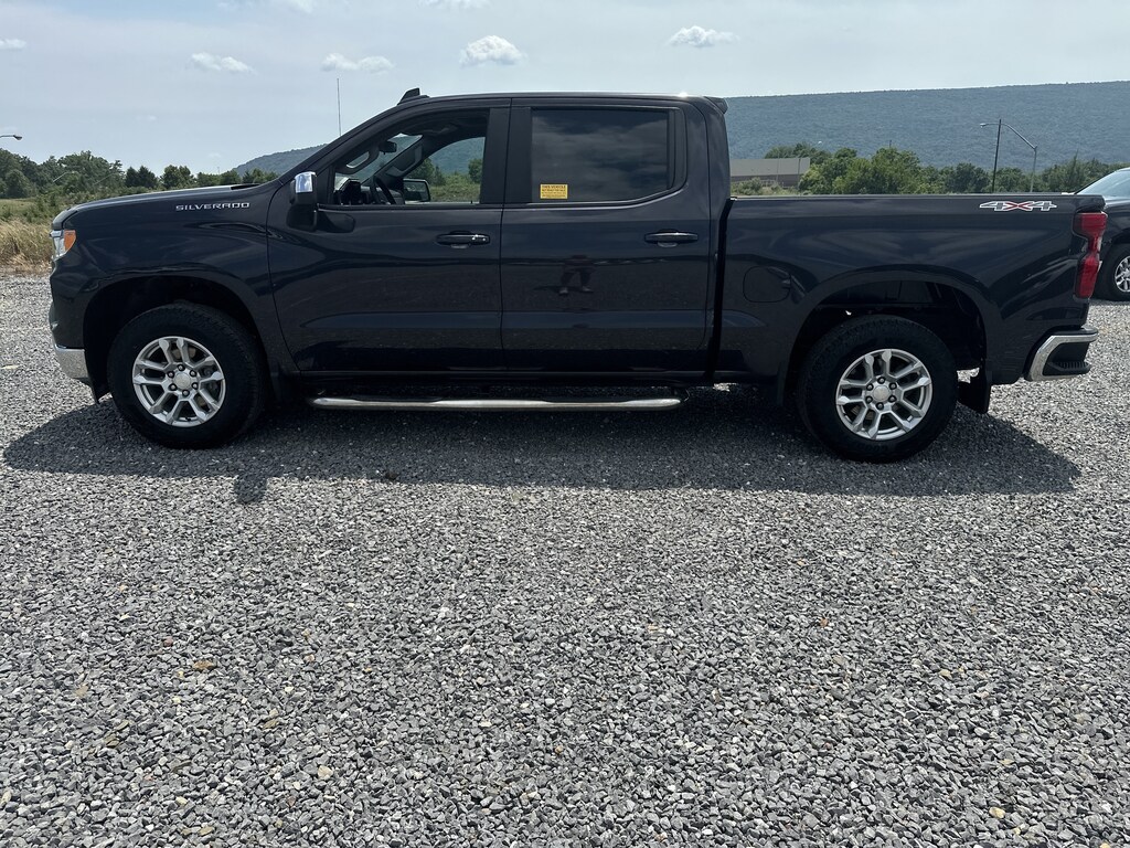 Used 2023 Chevrolet Silverado 1500 LT Truck Crew Cab