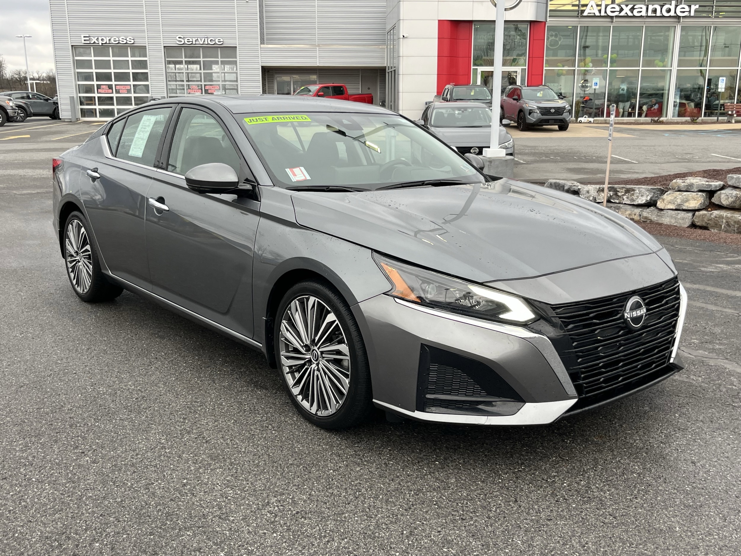 2023 Nissan Altima SL