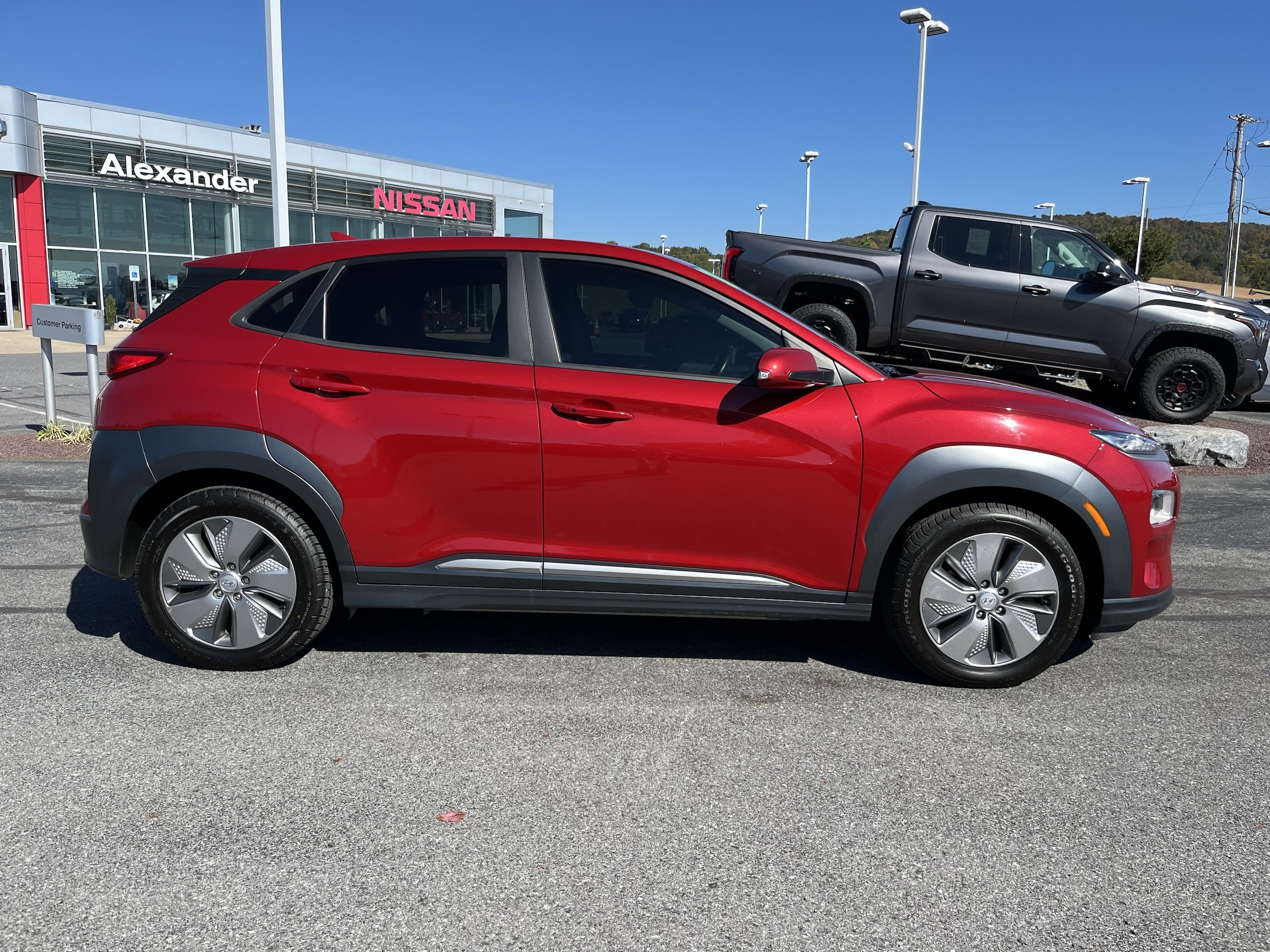 Used 2021 Hyundai Kona EV Limited with VIN KM8K33AGXMU115826 for sale in Montoursville, PA