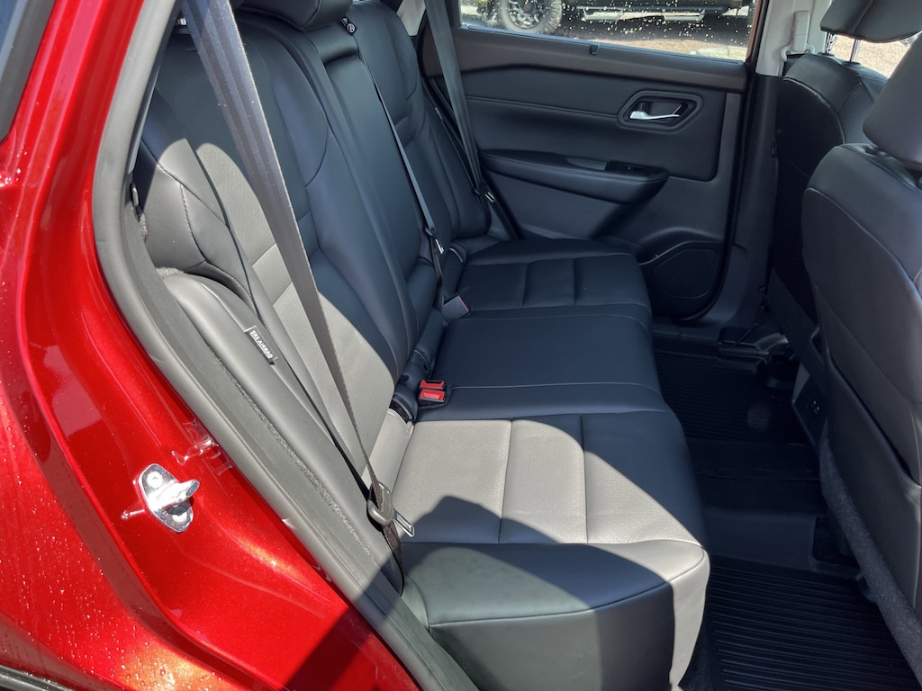 Used 2023 Nissan Rogue SV SUV