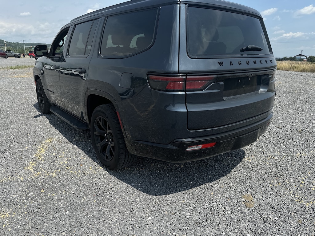 Used 2024 Jeep Wagoneer Series II SUV