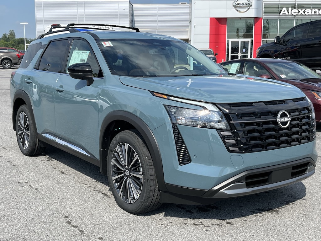 New 2026 Nissan Pathfinder Platinum SUV