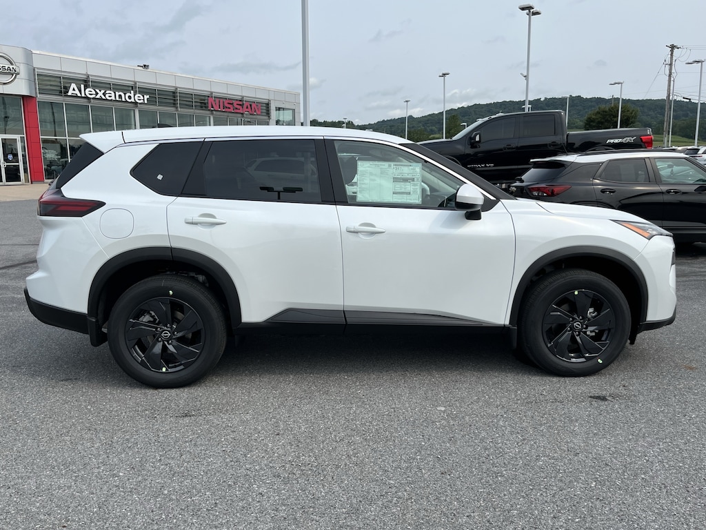 New 2026 Nissan Rogue SV SUV