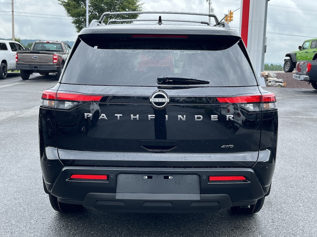 New 2026 Nissan Pathfinder SV SUV