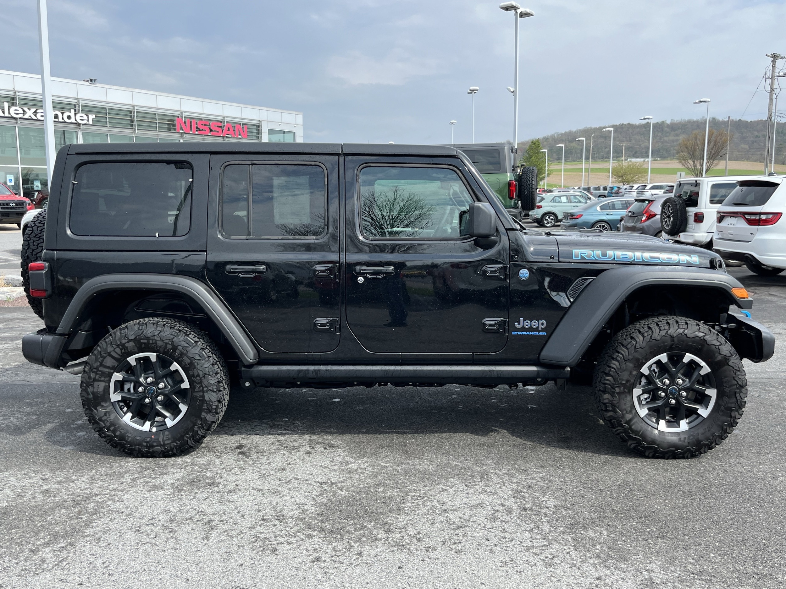Used 2025 Jeep Wrangler 4xe Rubicon 4XE with VIN 1C4RJXR67SW577547 for sale in Montoursville, PA