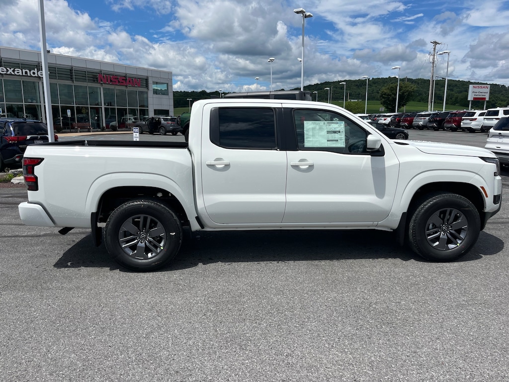 New 2026 Nissan Frontier SV Truck Crew Cab