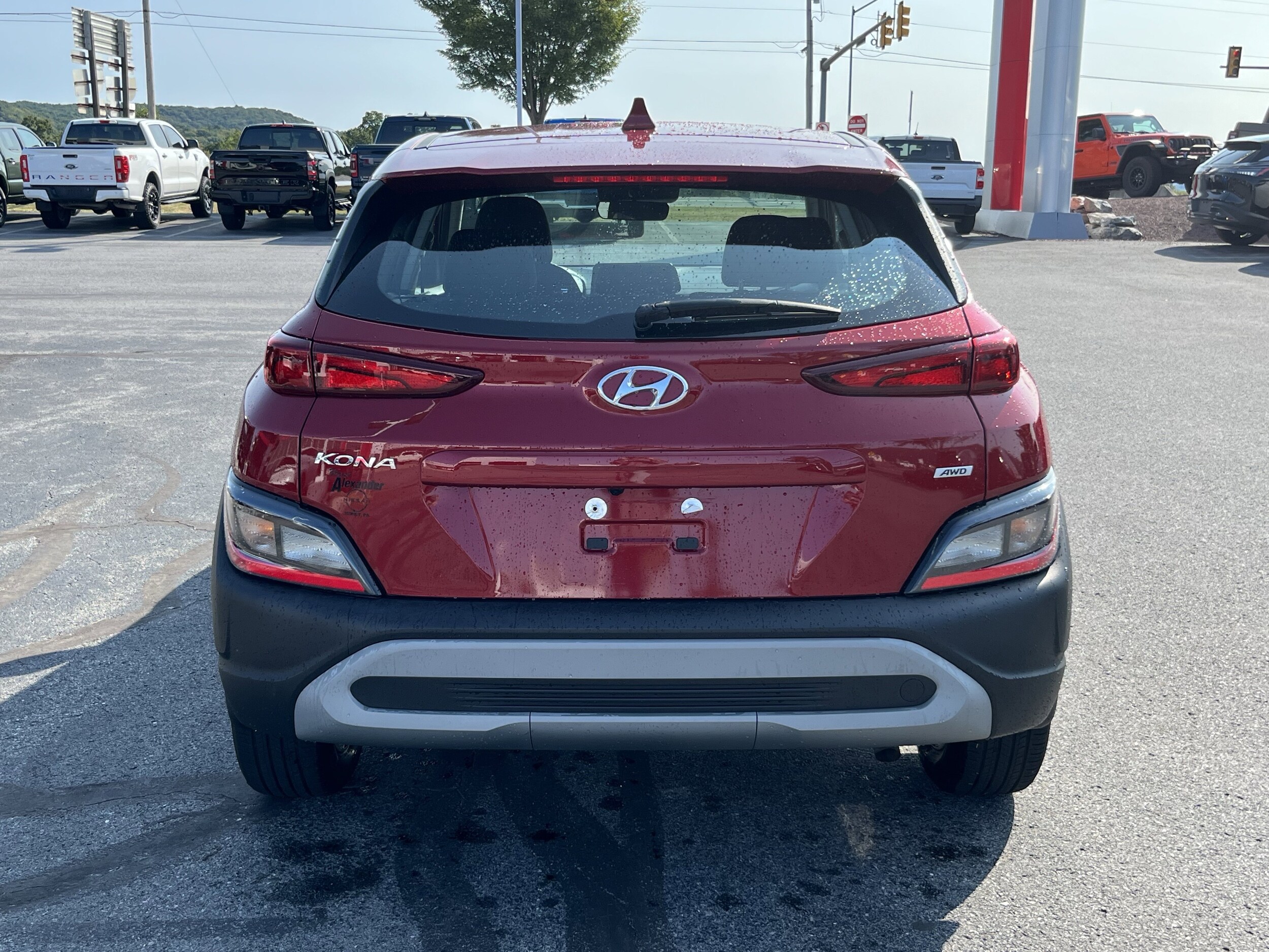 2023 Hyundai Kona SE photo 4