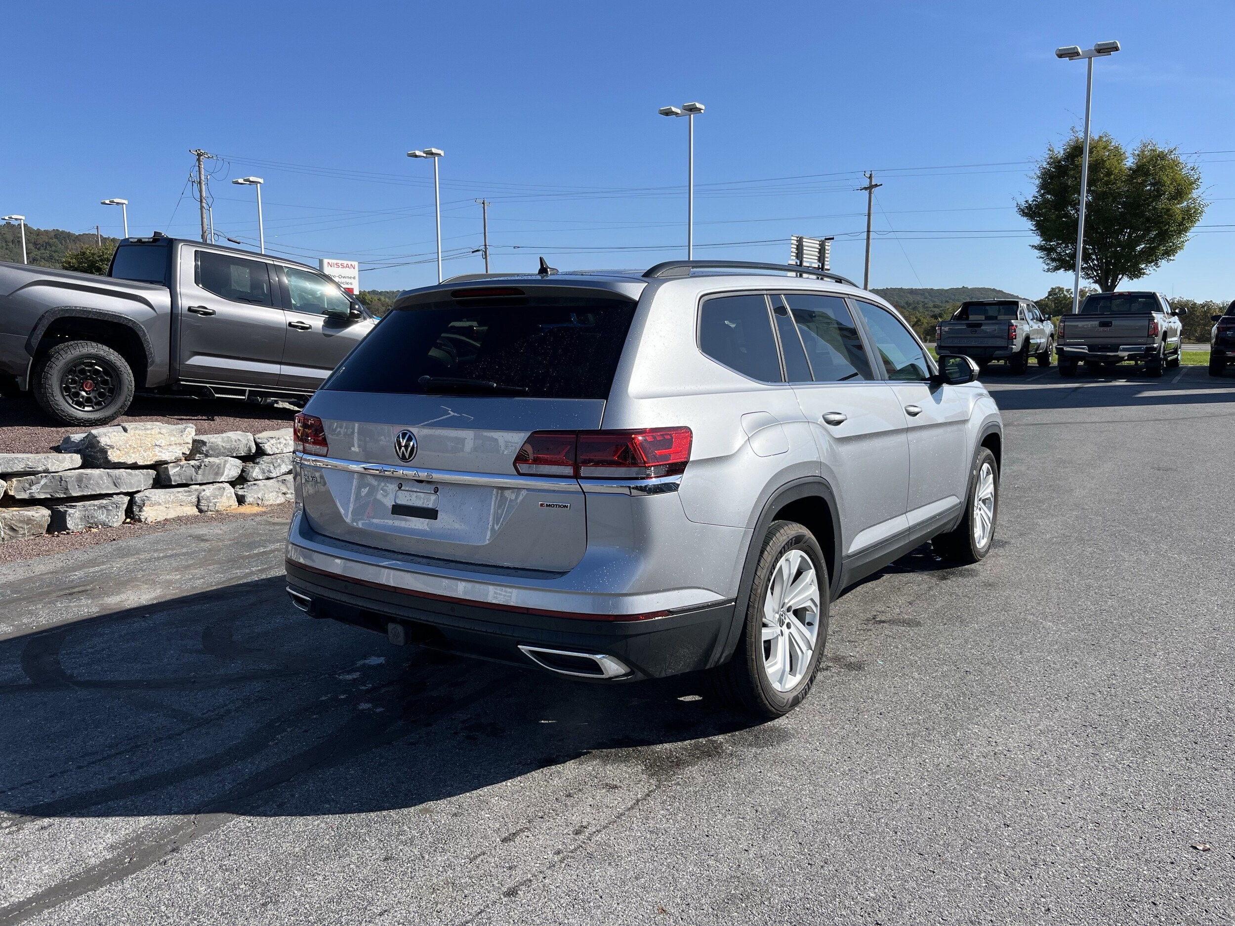 2022 Volkswagen Atlas V6 SE Technology photo 2