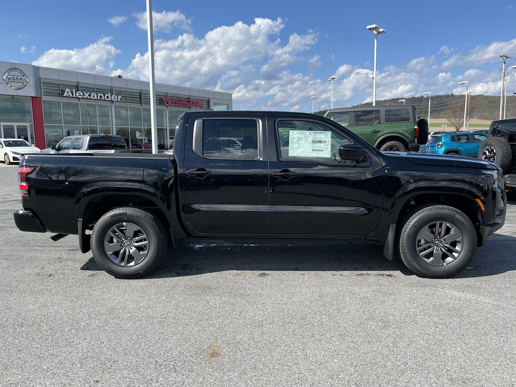 New 2026 Nissan Frontier SV Truck Crew Cab