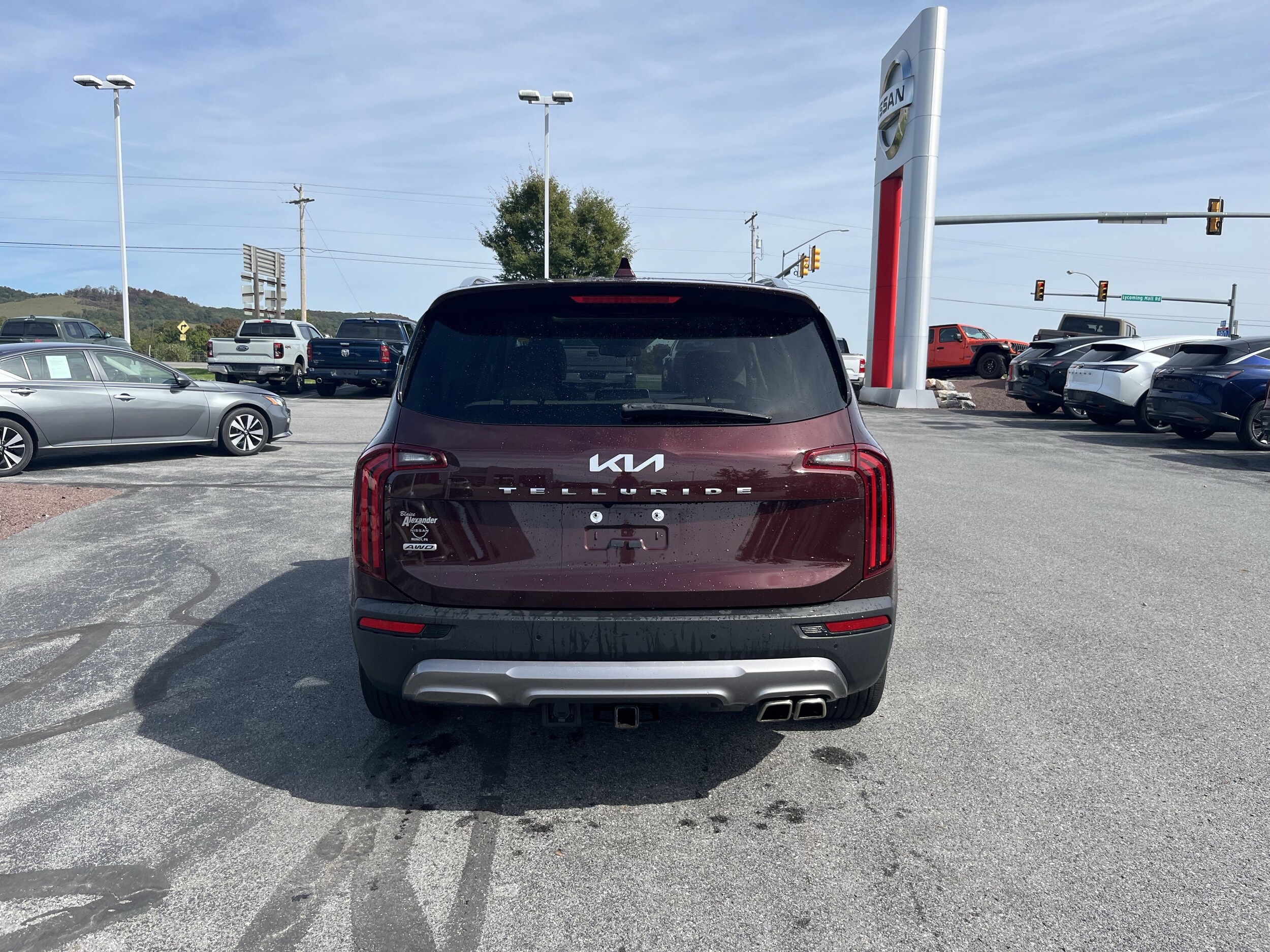 2022 Kia Telluride EX photo 2