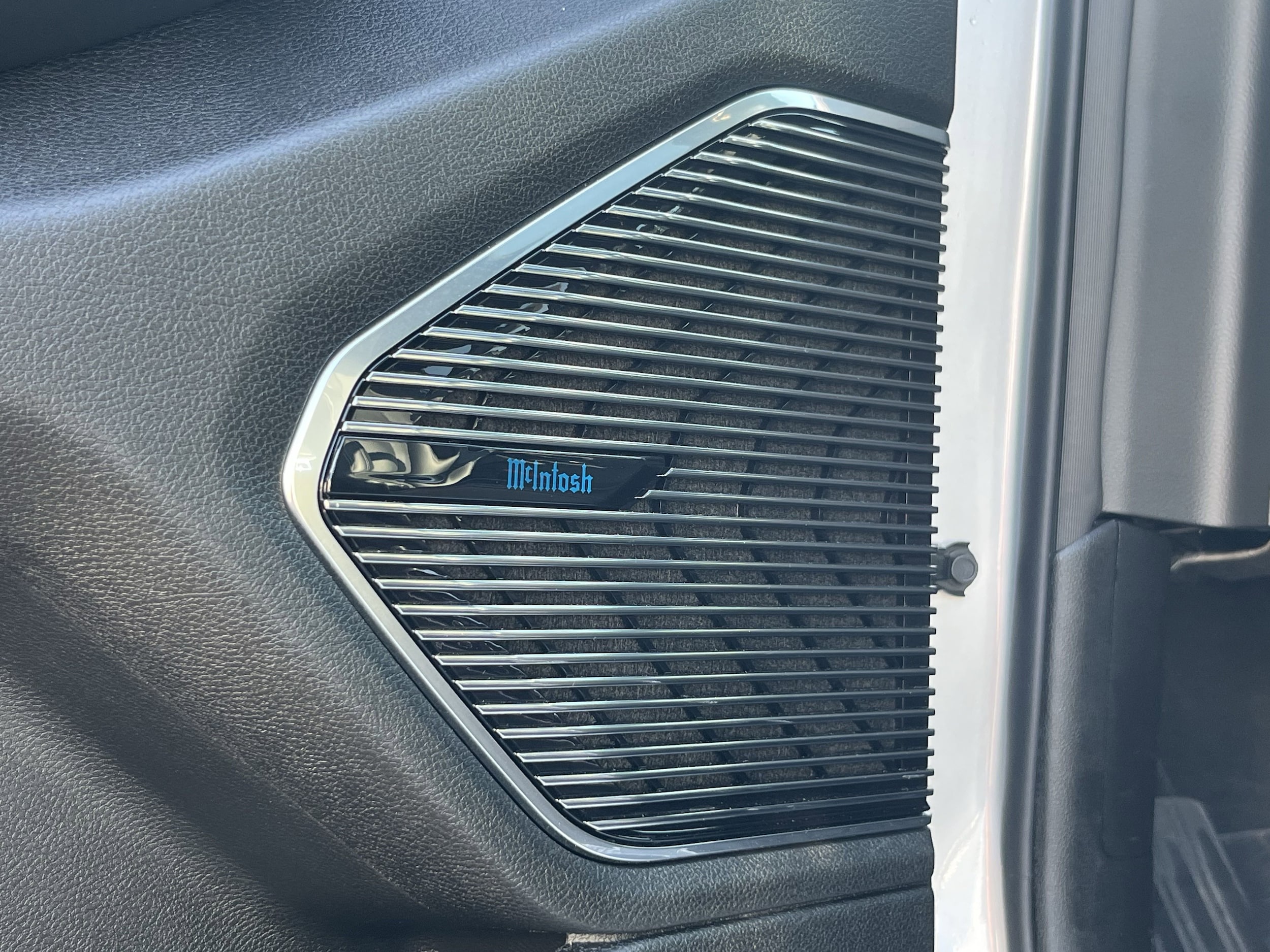 2024 Jeep Grand Cherokee Overland 4xe - Photo 18