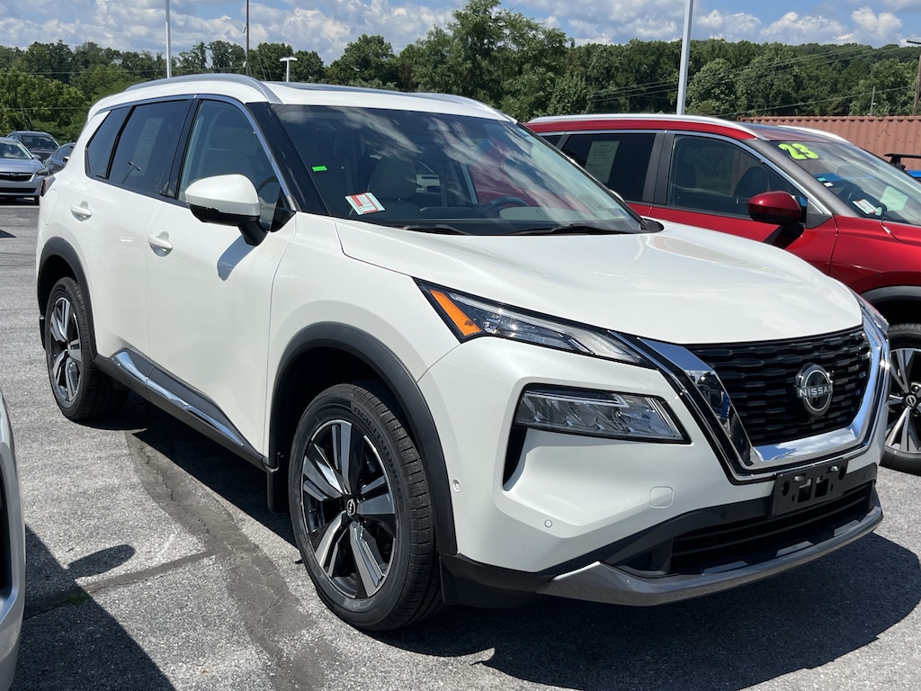 Used 2023 Nissan Rogue SL SUV