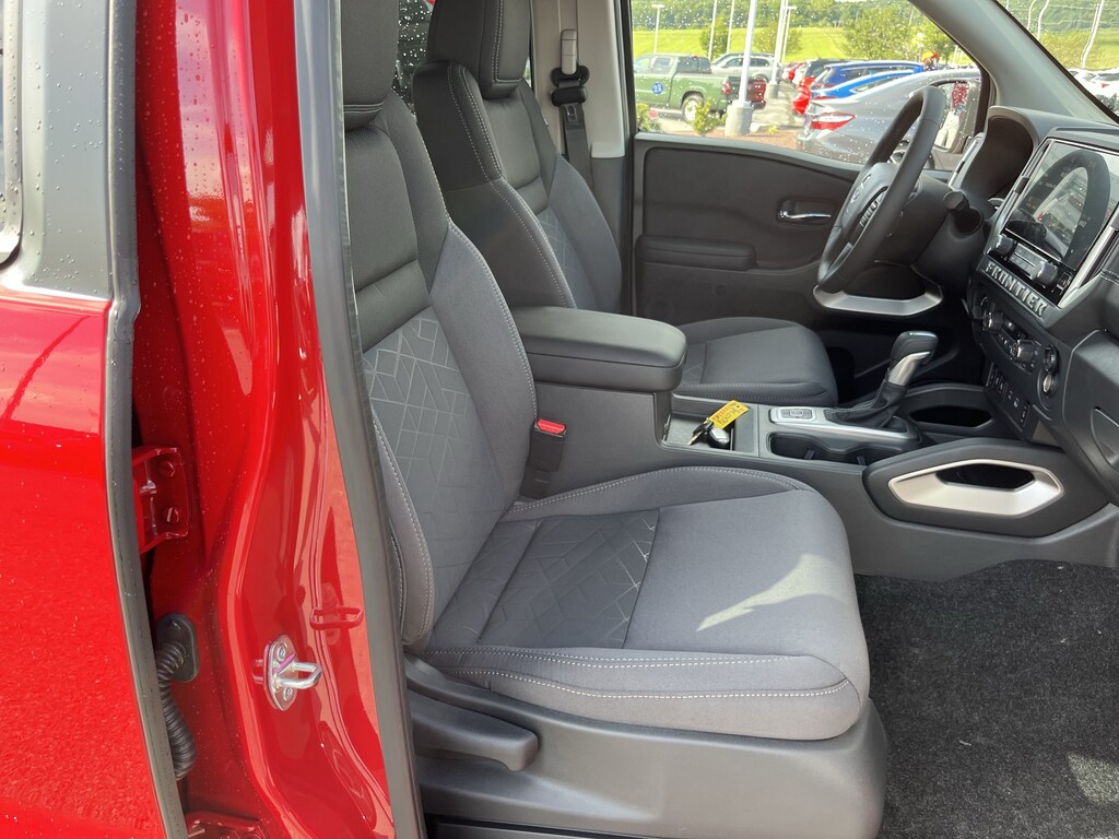 New 2026 Nissan Frontier SV Truck Crew Cab