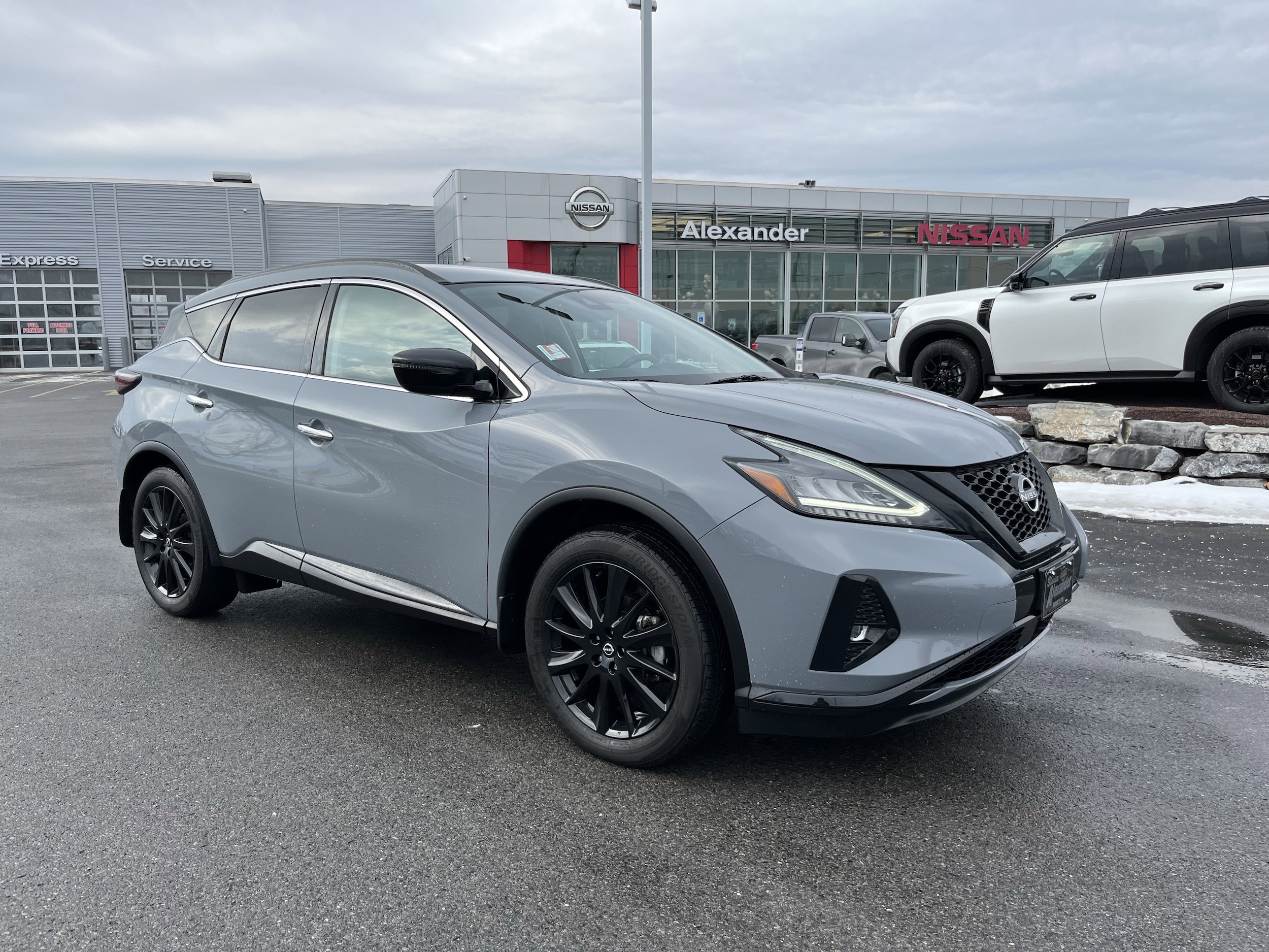 2023 Nissan Murano SV's photo