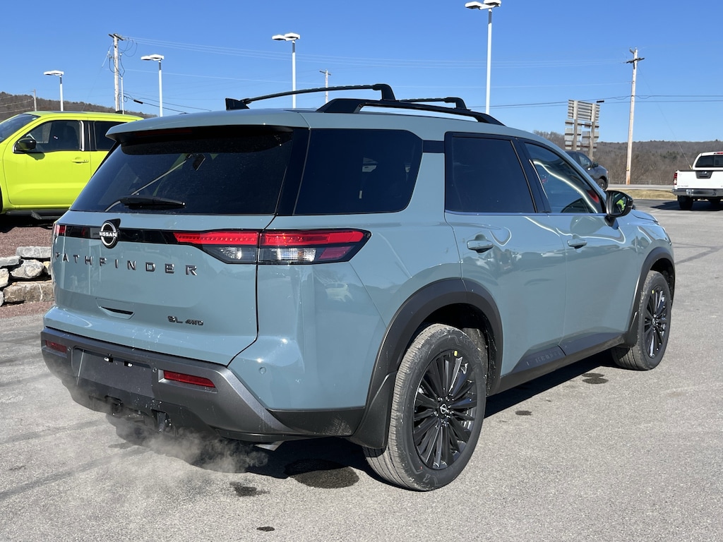New 2026 Nissan Pathfinder SL SUV