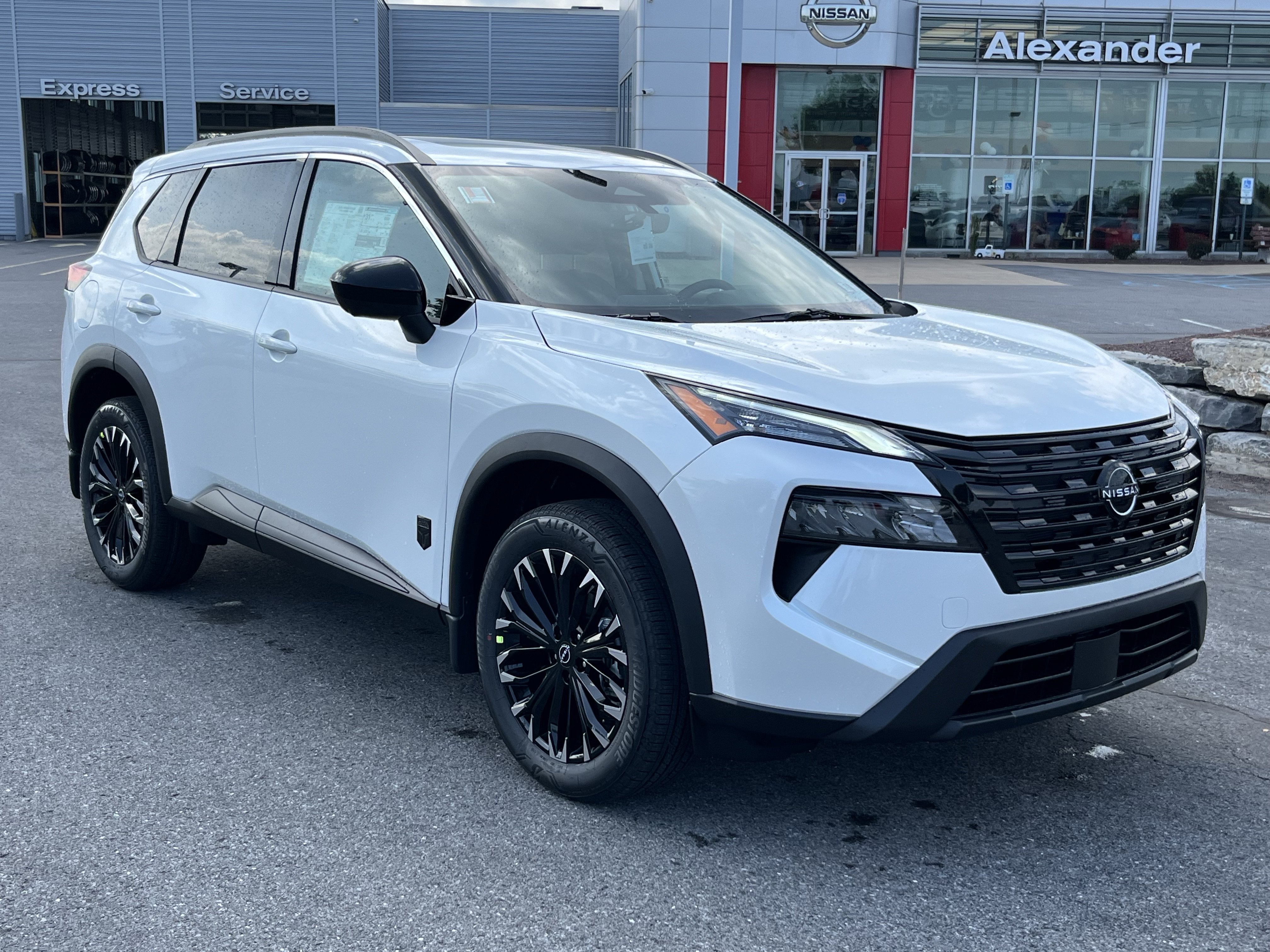  Nissan Rogue