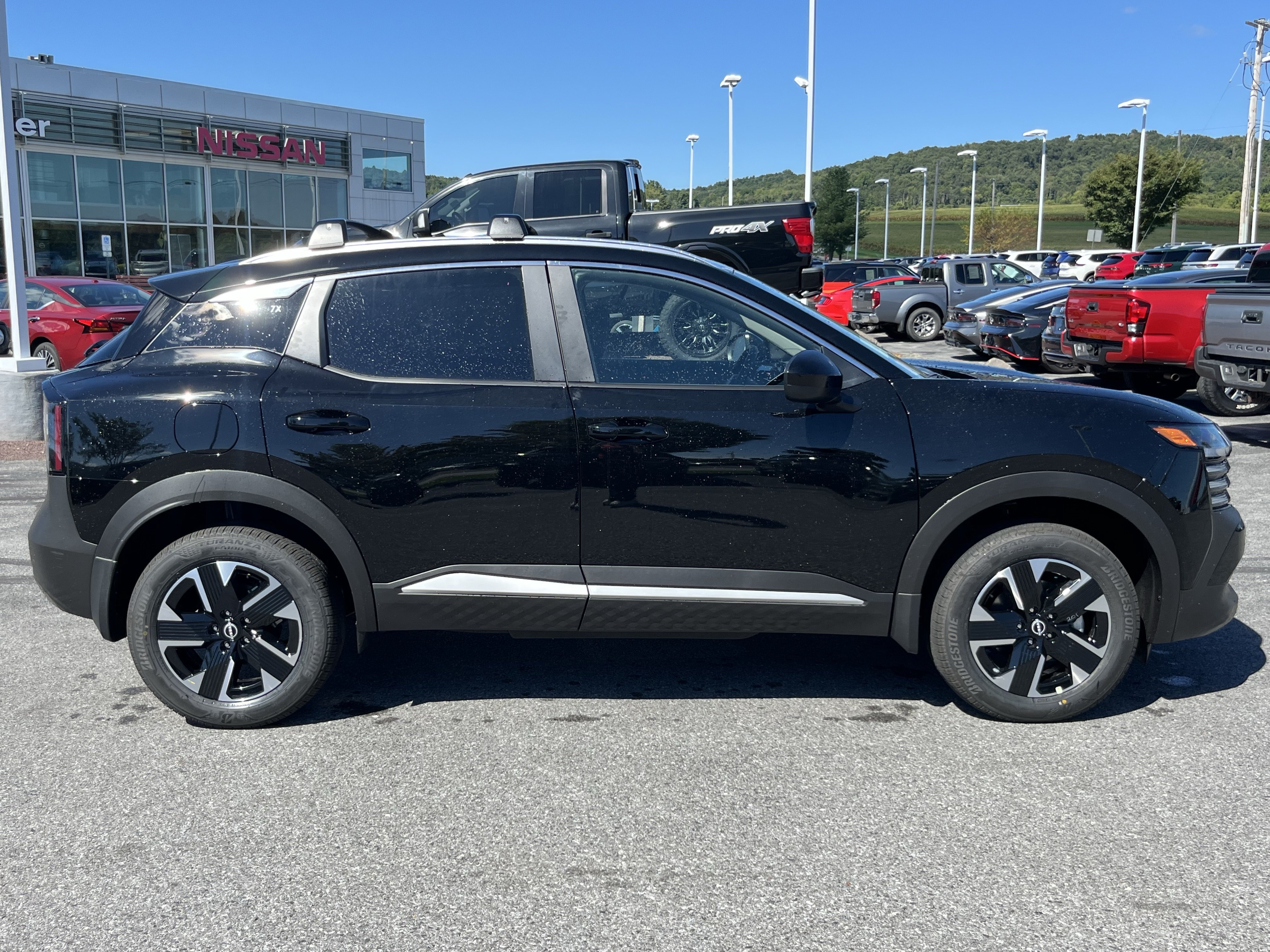 New 2027 Nissan Kicks SV SUV