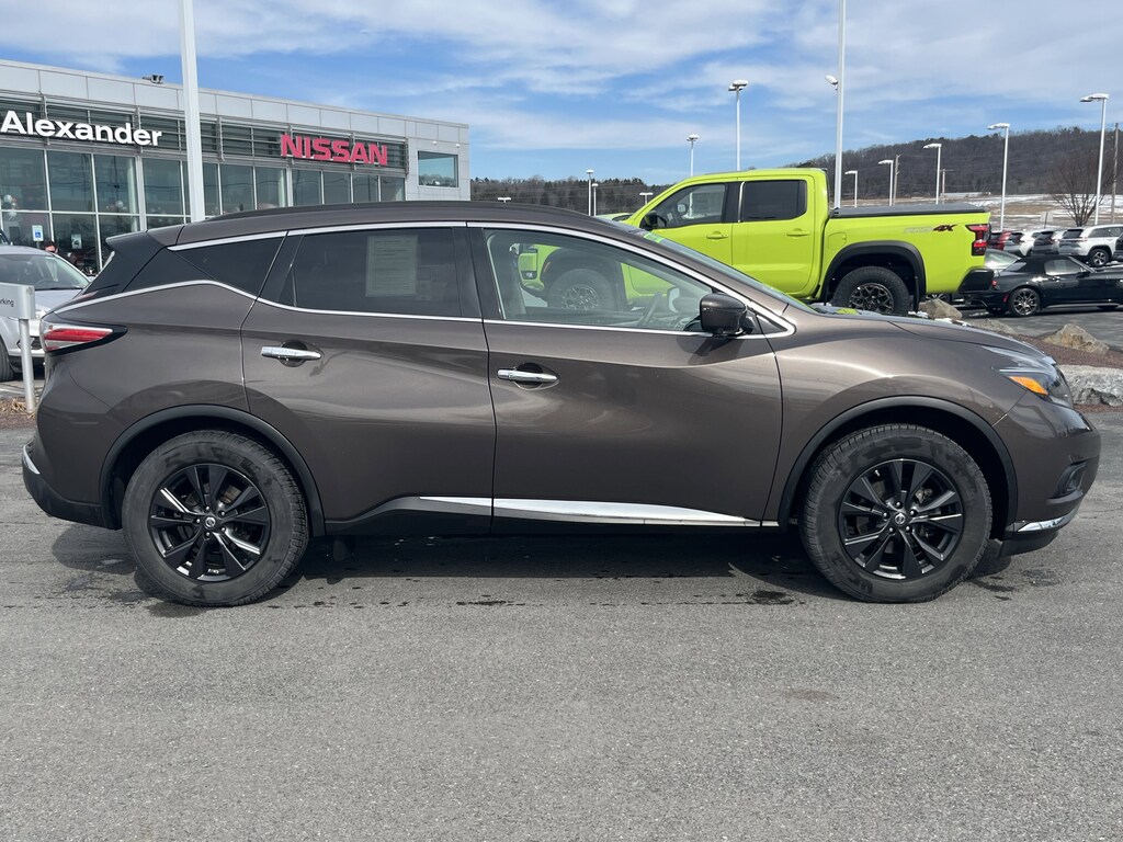 Used 2018 Nissan Murano SV SUV