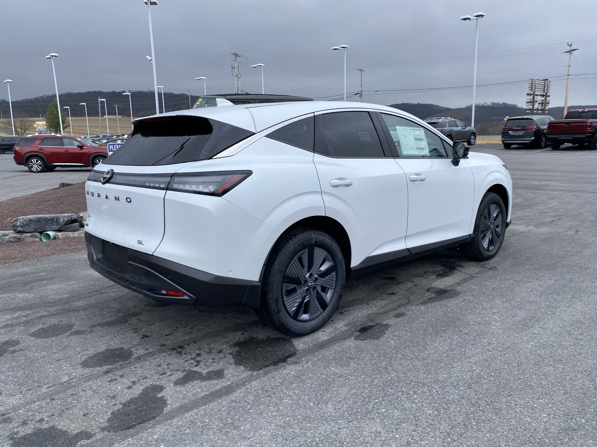 2025 Nissan Murano SL photo 3