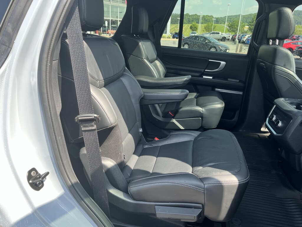 Used 2025 Ford Expedition Platinum SUV