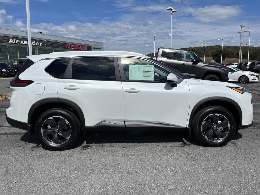 New 2026 Nissan Rogue SV SUV