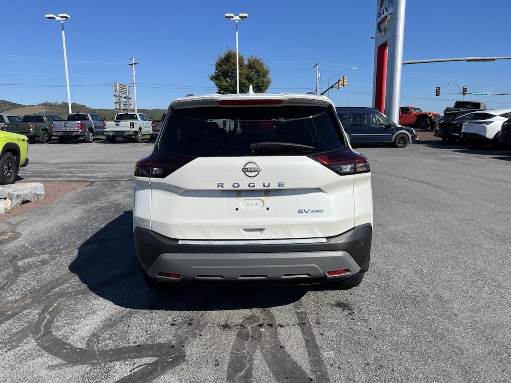 Used 2023 Nissan Rogue SV SUV