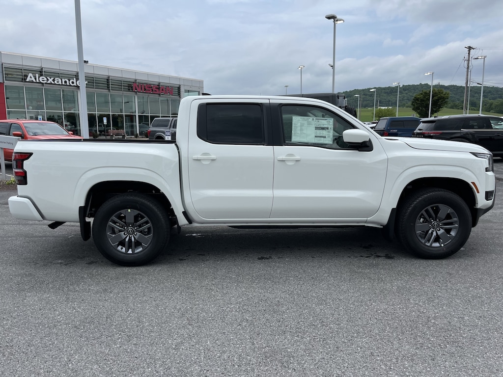 New 2026 Nissan Frontier SV Truck Crew Cab