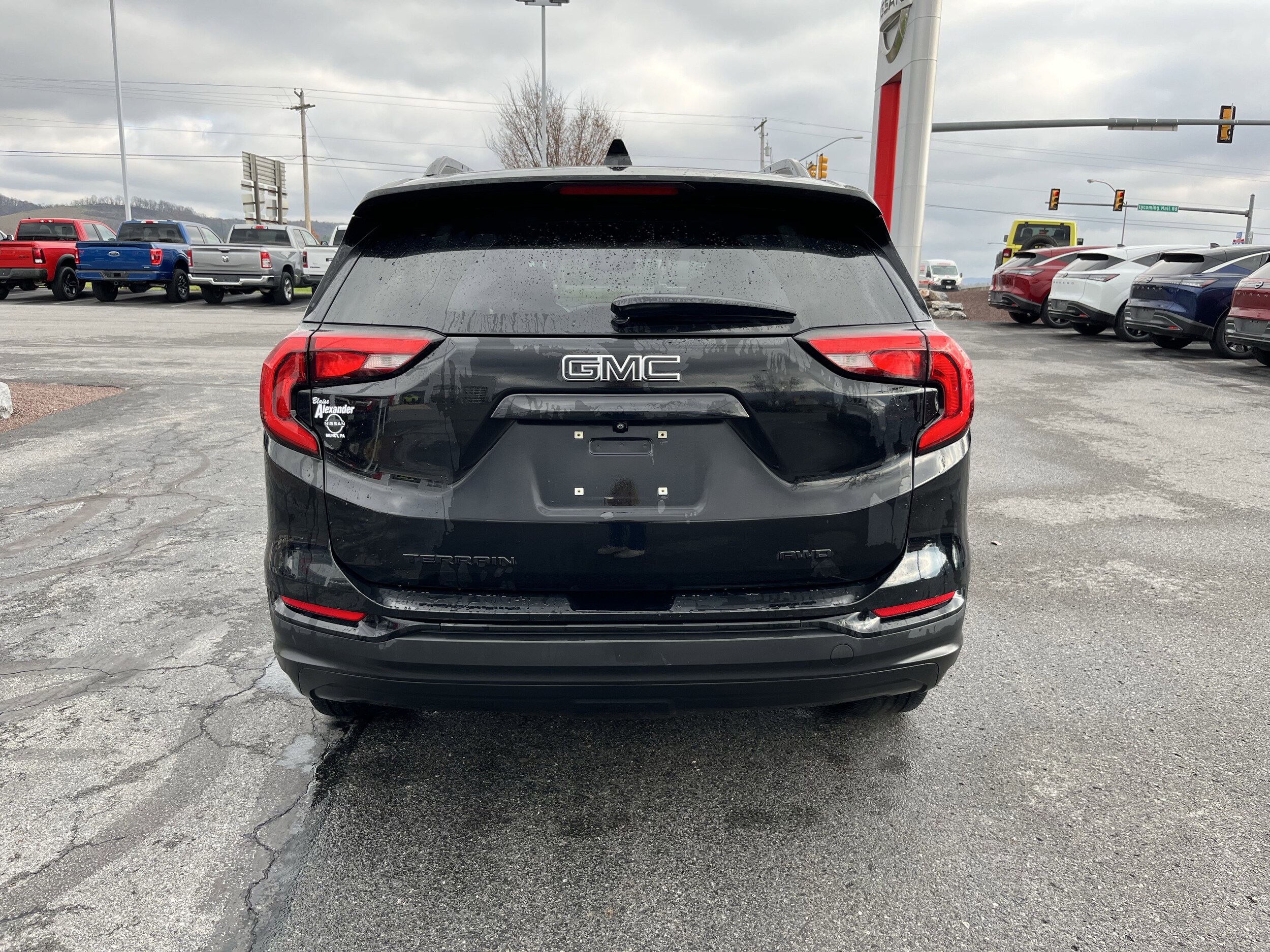 2020 Gmc Terrain SLE photo 2