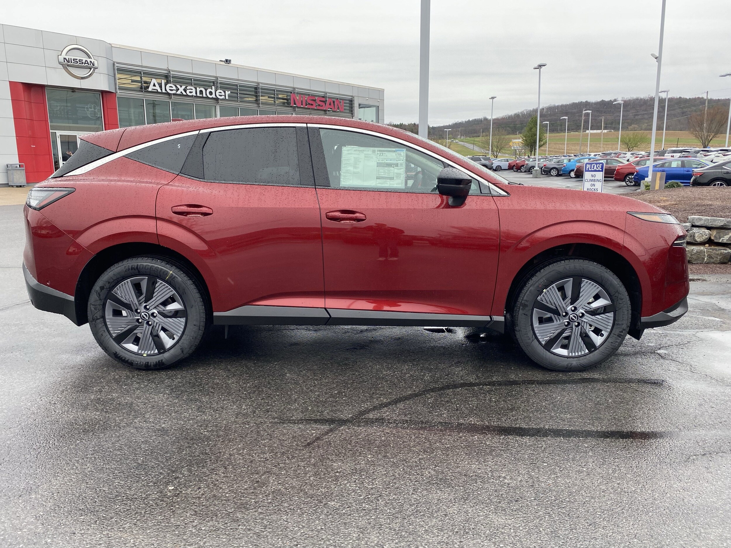 2025 Nissan Murano SL photo 2