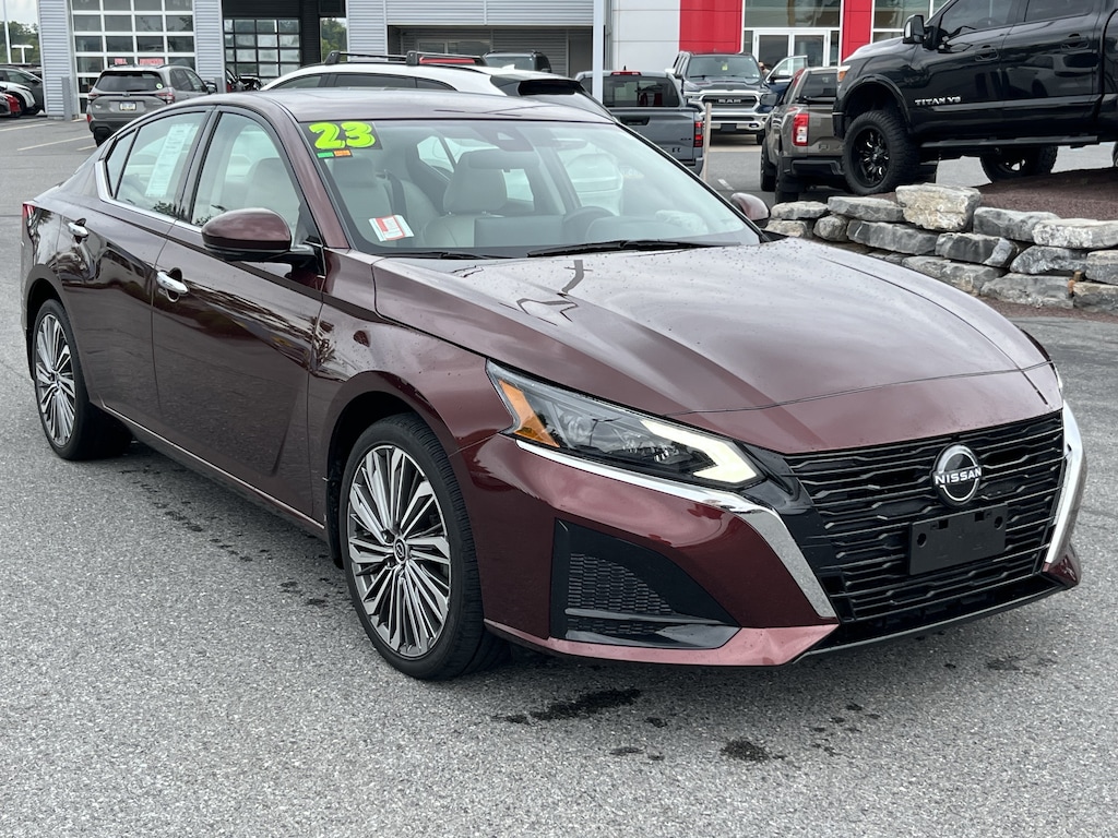 Used 2023 Nissan Altima 2.5 SL Sedan