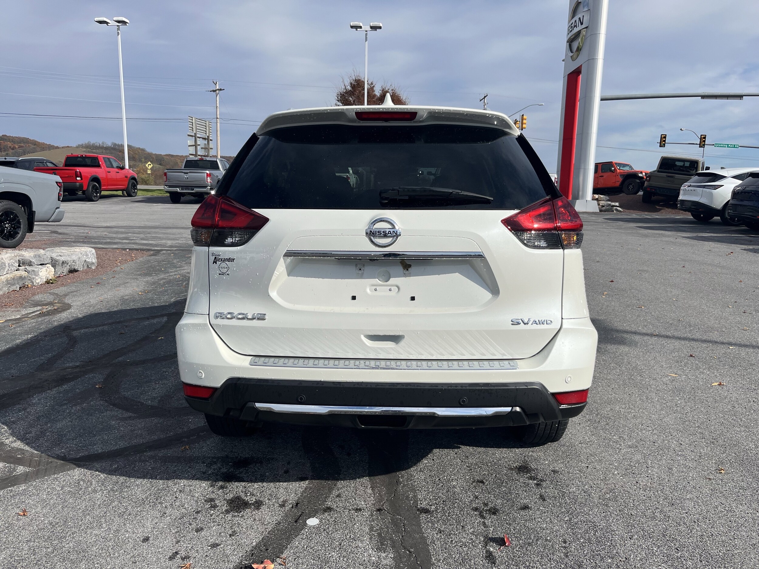 2020 Nissan Rogue AWD SV photo 4