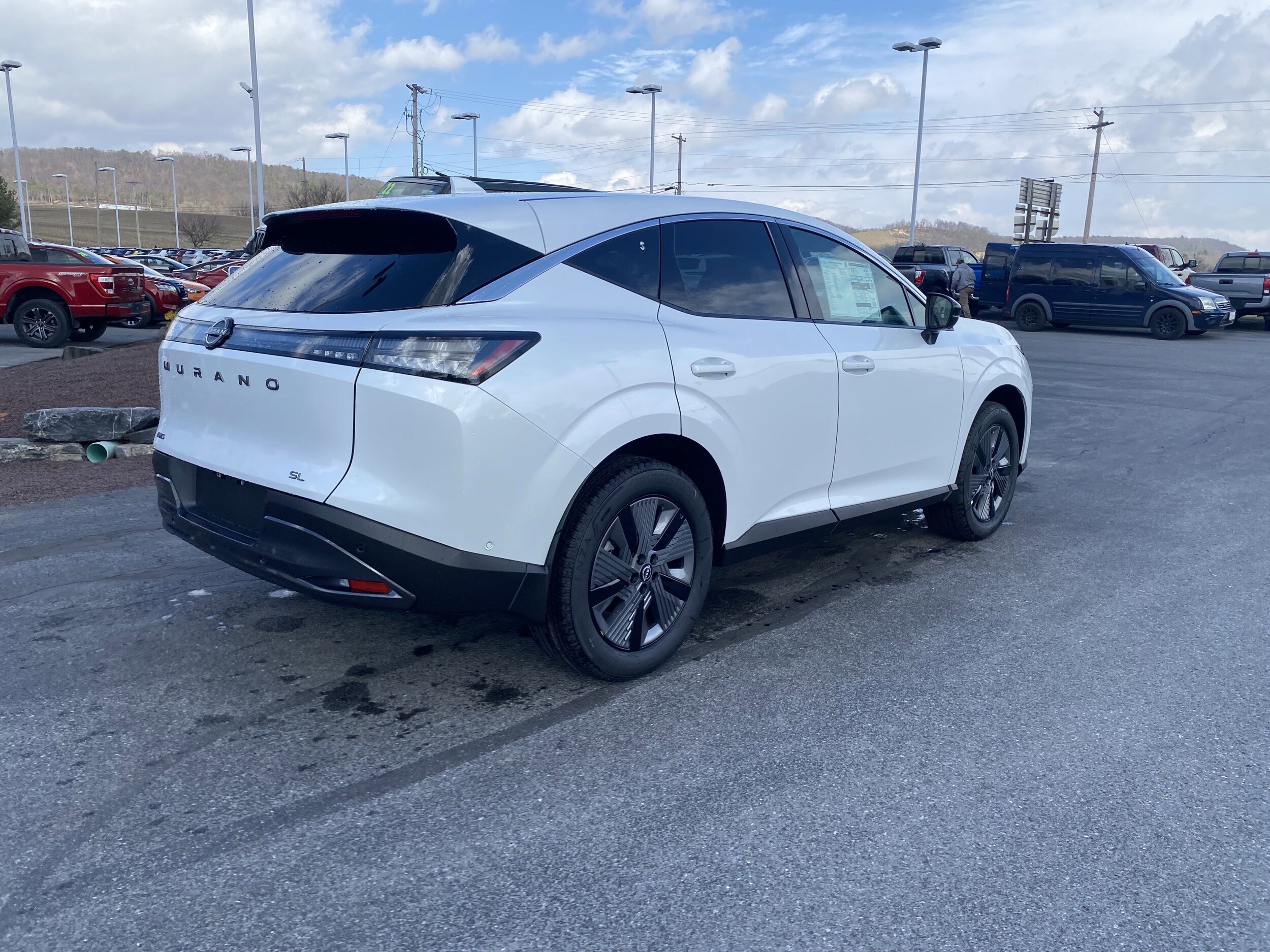2025 Nissan Murano SL photo 3