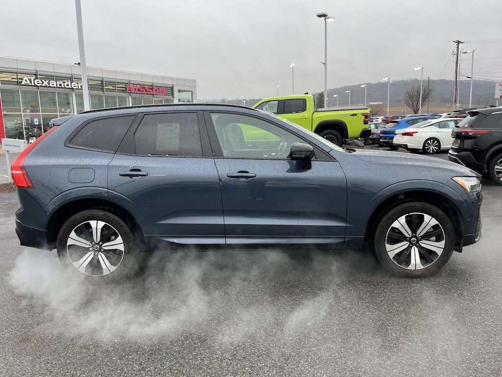 Used 2023 Volvo XC60 Recharge Plug-In Hybrid Plus Dark SUV