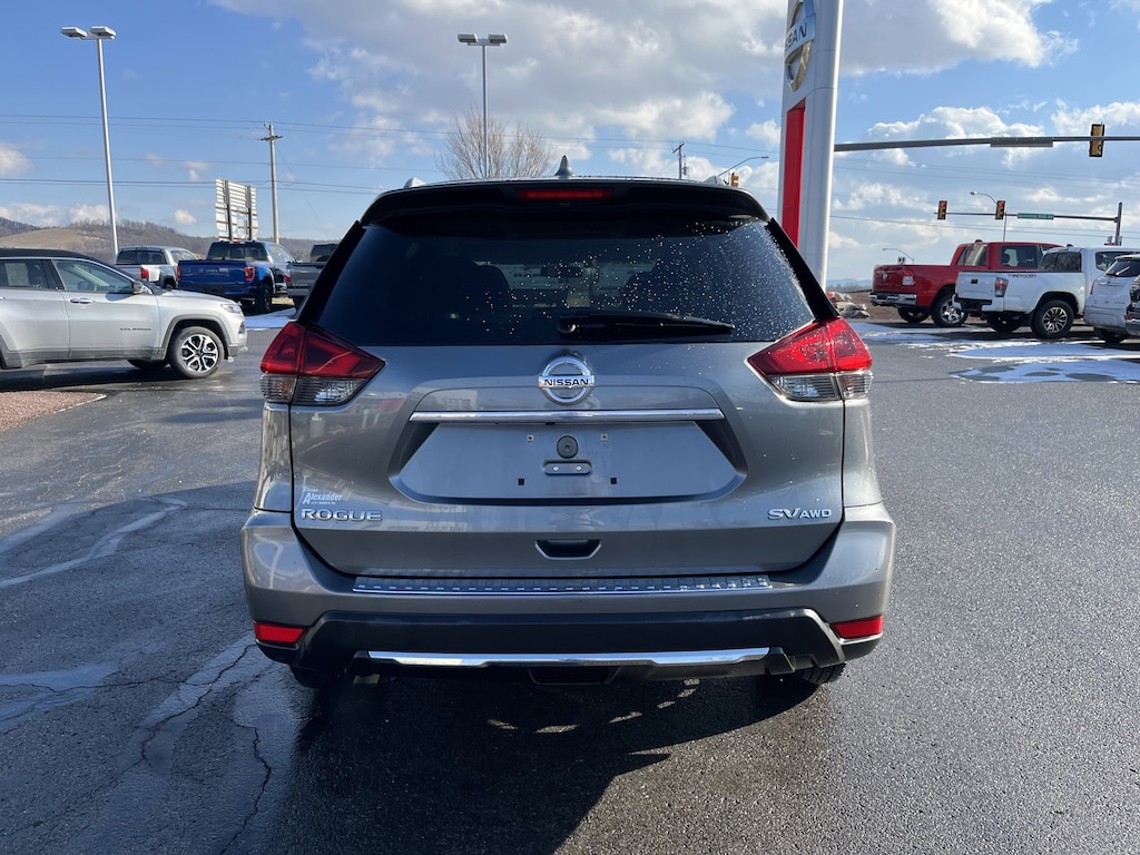 Used 2018 Nissan Rogue SV SUV