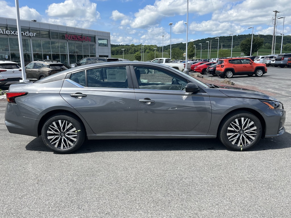 New 2026 Nissan Altima SV Sedan