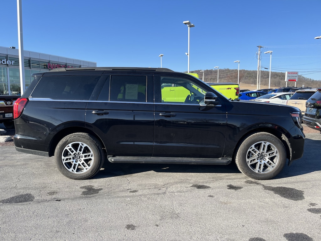 Used 2025 Ford Expedition Active SUV