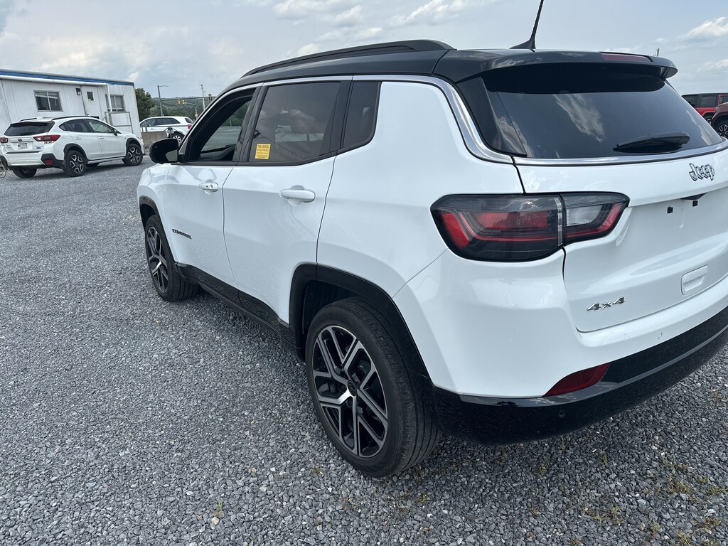 Used 2025 Jeep Compass Limited SUV